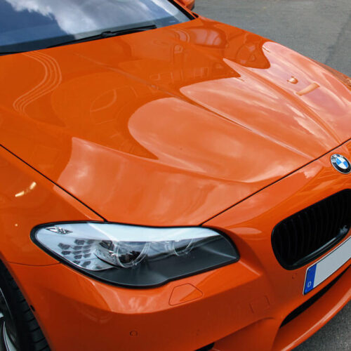 BMW M5 mit Teilfolierung schwarz/glänzend