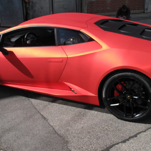 Lamborghini Huracan, Vollfolierung, Rotchrom matt