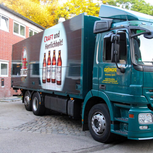 Mercedes Actros LKW lackiert, foliert und beschriftet