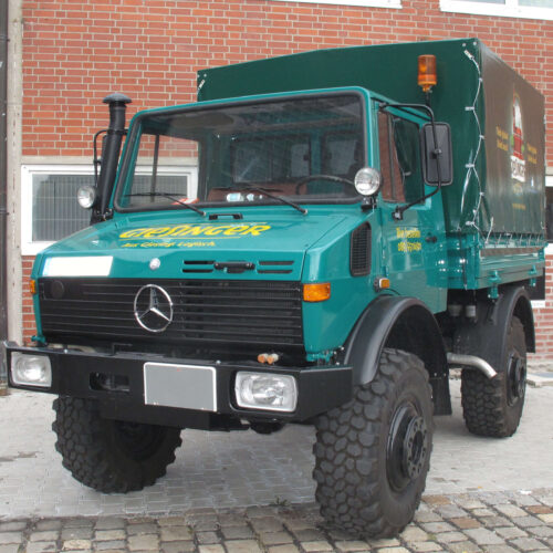 Beschriftung eines Unimog für Giesinger Bräu