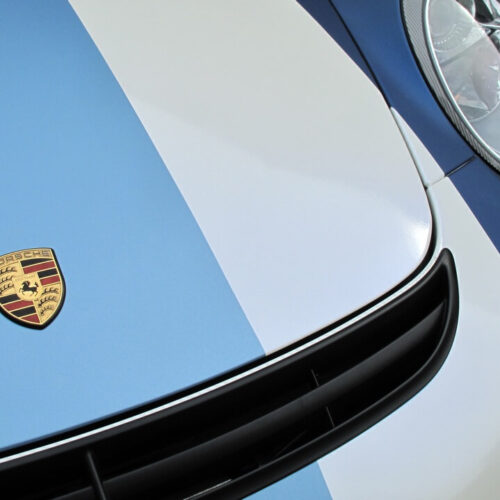 Folierung pearlescent blue, Streifen hell/dunkelblau matt, Porsche GT997GT3