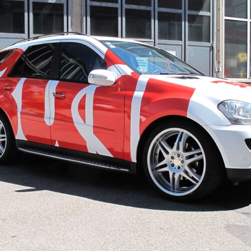 Mercedes Benz, Komplettfolierung Weiß matt, Beschriftung