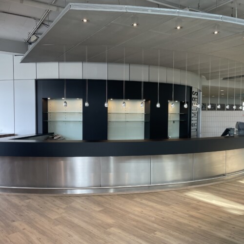 Objektfolierung: Daimler's Bar