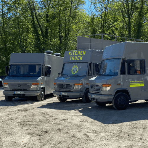 Lackierte und beschriftete Food Trucks in München