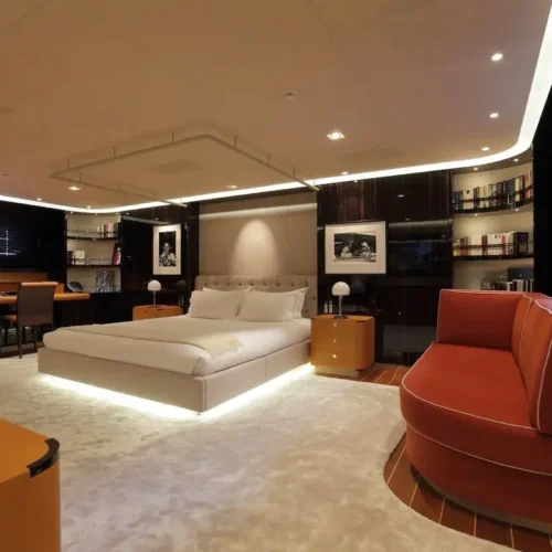 SY Serendipity I Interior - vorher