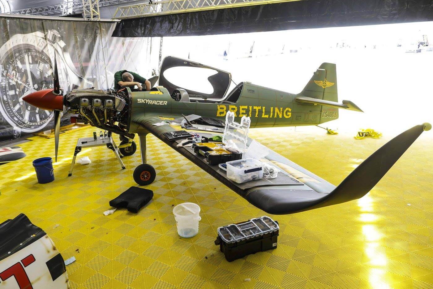 Mika Brageots MXS-R mit Breitling-Branding für das Red Bull Air Race 2017. Foto zur Verfügung gestellt von Breitling.