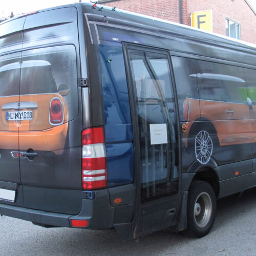 Werksbus, komplett digital bedruckt.