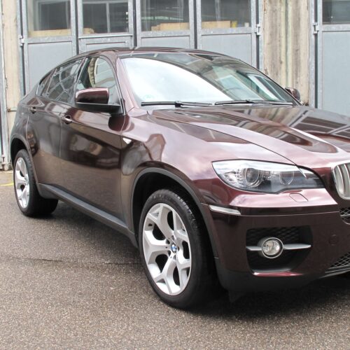 BMW X6, Vollfolierung in dunkelrot