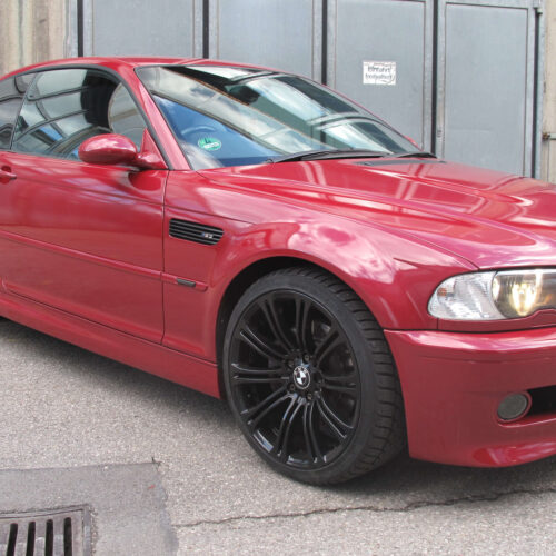 BMW M3 in cherry red foliert, pulverbeschichtete Felgen, Scheibentönung