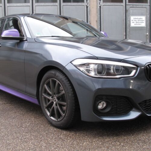 Vollfolierter 1er BMW mit Glitzereffekten (diamond black und diamond lila)