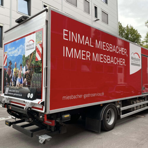 Folierung, Beschriftung und digitale Bedruckung auf LKW